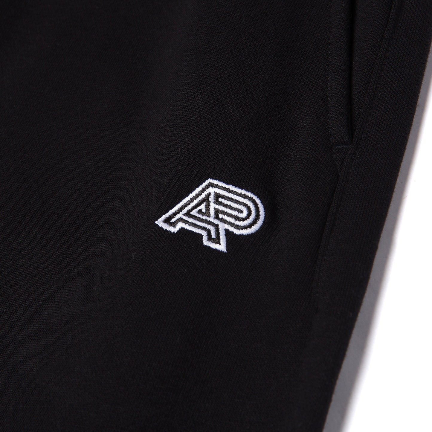 A&P EMB MARK SWEAT PANTS