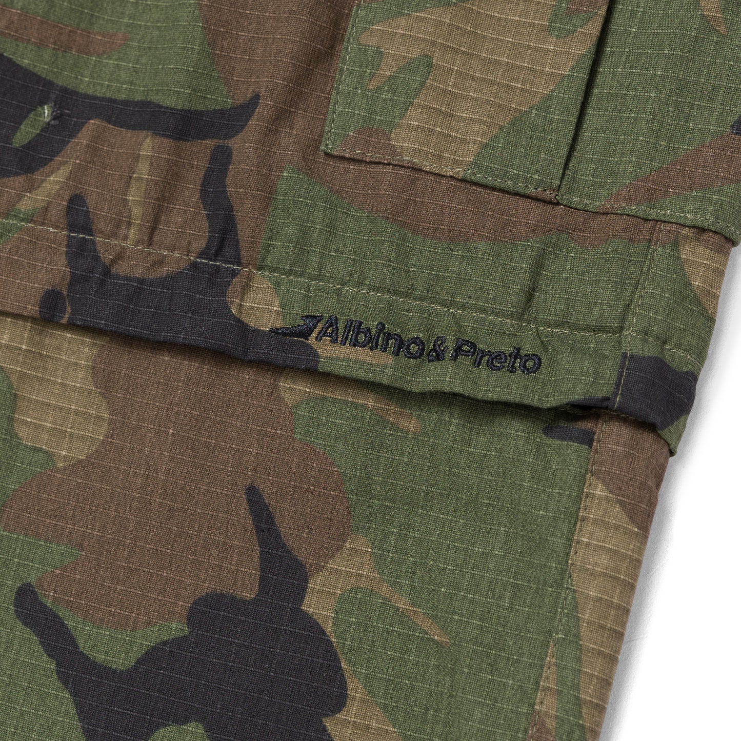 A&PWW MOD Cargo Pant - Short (CAMO)