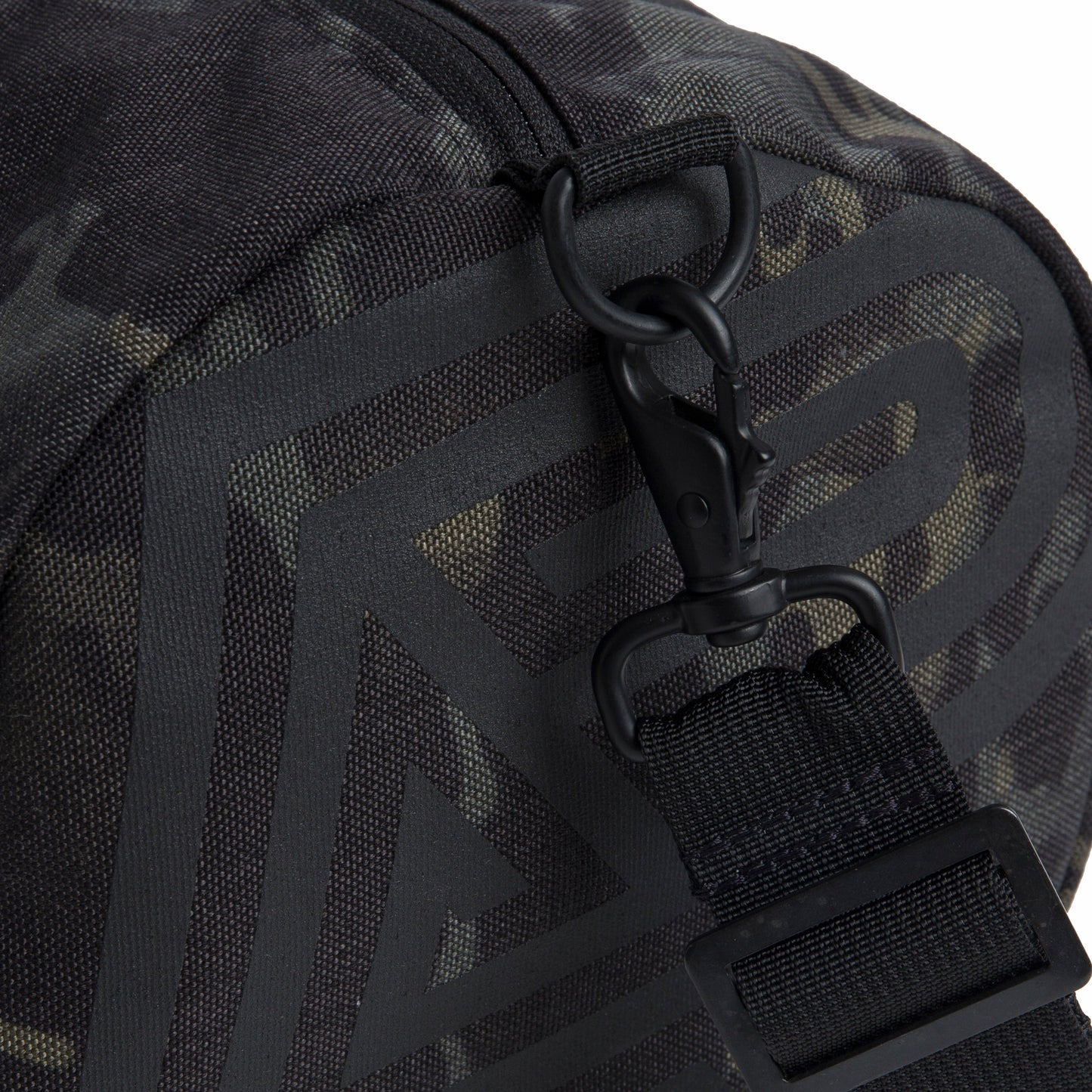 SM Camo tube duffle bag