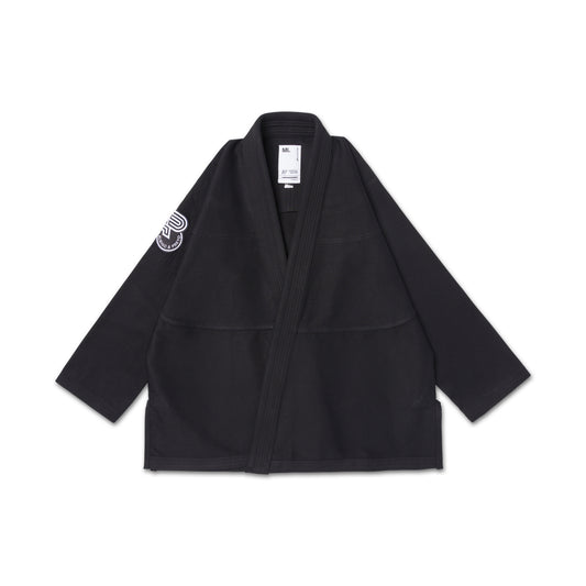 BW essential Gi (Black)