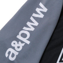 Load image into Gallery viewer, A&amp;PWW Kids SS Rashguard: (Grey/Black)
