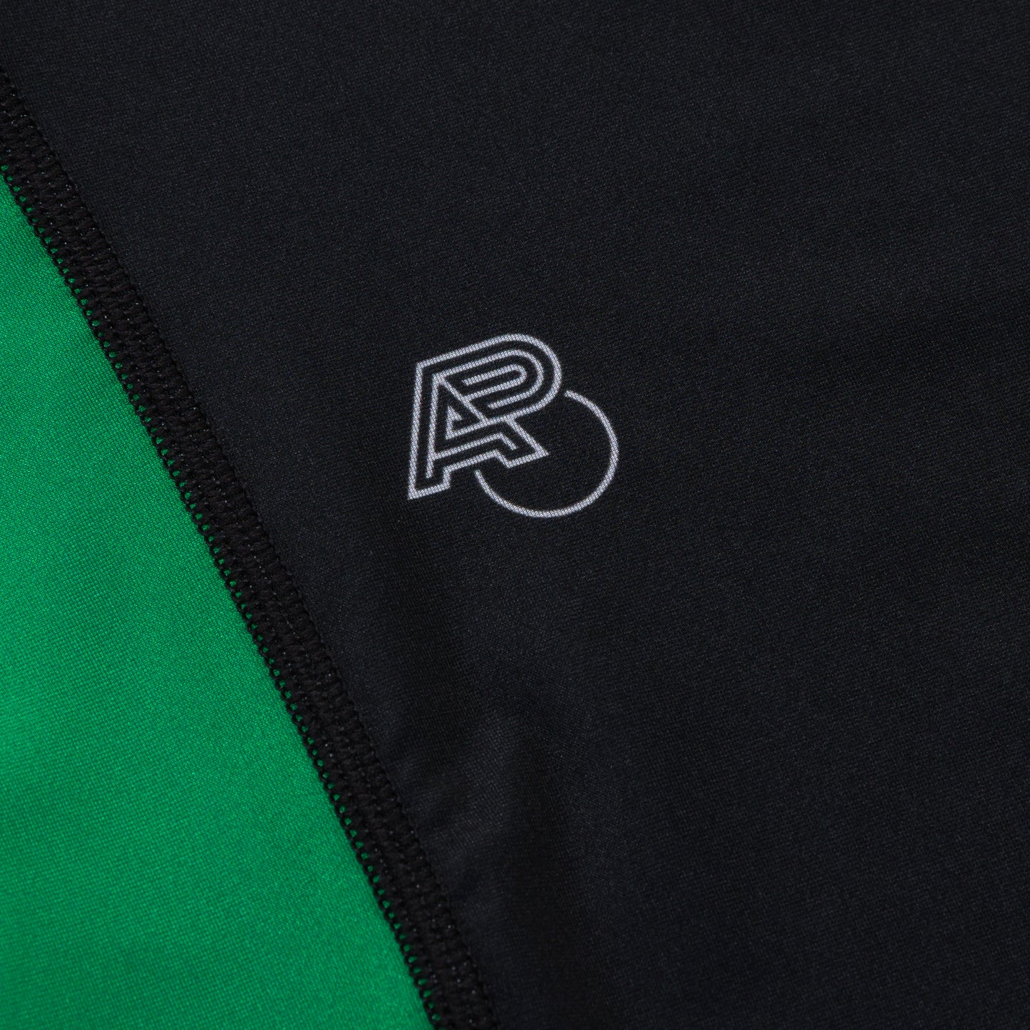 A&PWW Kids SS Rashguard: (Green/Black)