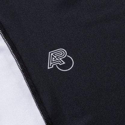 A&PWW Kids SS Rashguard: (White/Black)