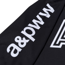 Load image into Gallery viewer, A&amp;PWW SS Rashguard [Black]
